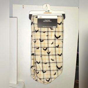 WAY TO CELEBRATE HALLOWEEN VELVET PLUSH THROW 50 IN X 60 IN BATS